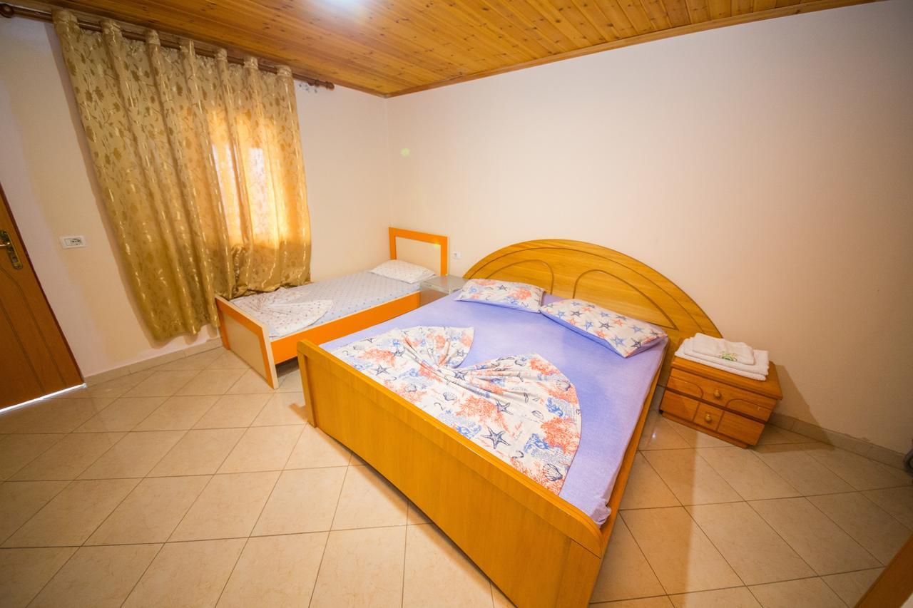Isi Rooms Вльора Номер фото